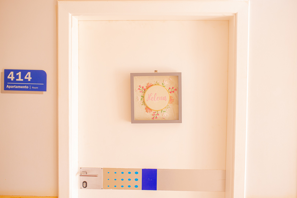 fotografia de parto no hospital iamada foto de parto cesarea gestante nascimento fotografo