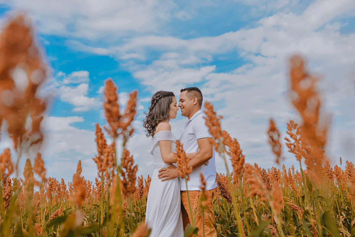 ensaio casal fotografia de casamento ensaio externo precasamento wedding prewedding pirapozinho casamento vestido de noiva ensaio de casal 