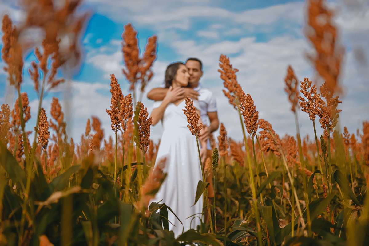 ensaio casal fotografia de casamento ensaio externo precasamento wedding prewedding pirapozinho casamento vestido de noiva ensaio de casal 