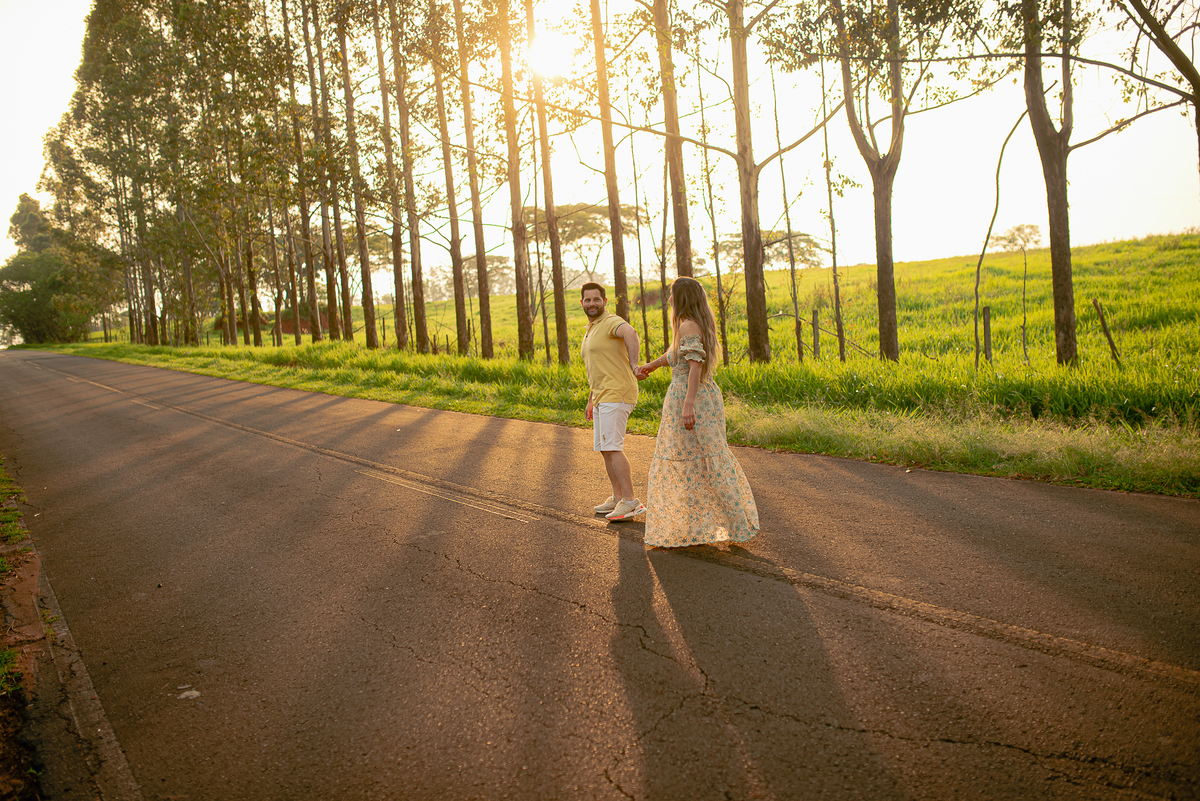 ensaio pré-casamento Preweding fotos precasamento cachorro fotos em casa ensaio em casa familia casamento noiva pirapozinho dog vestido de noiva casamento ensaio casal 