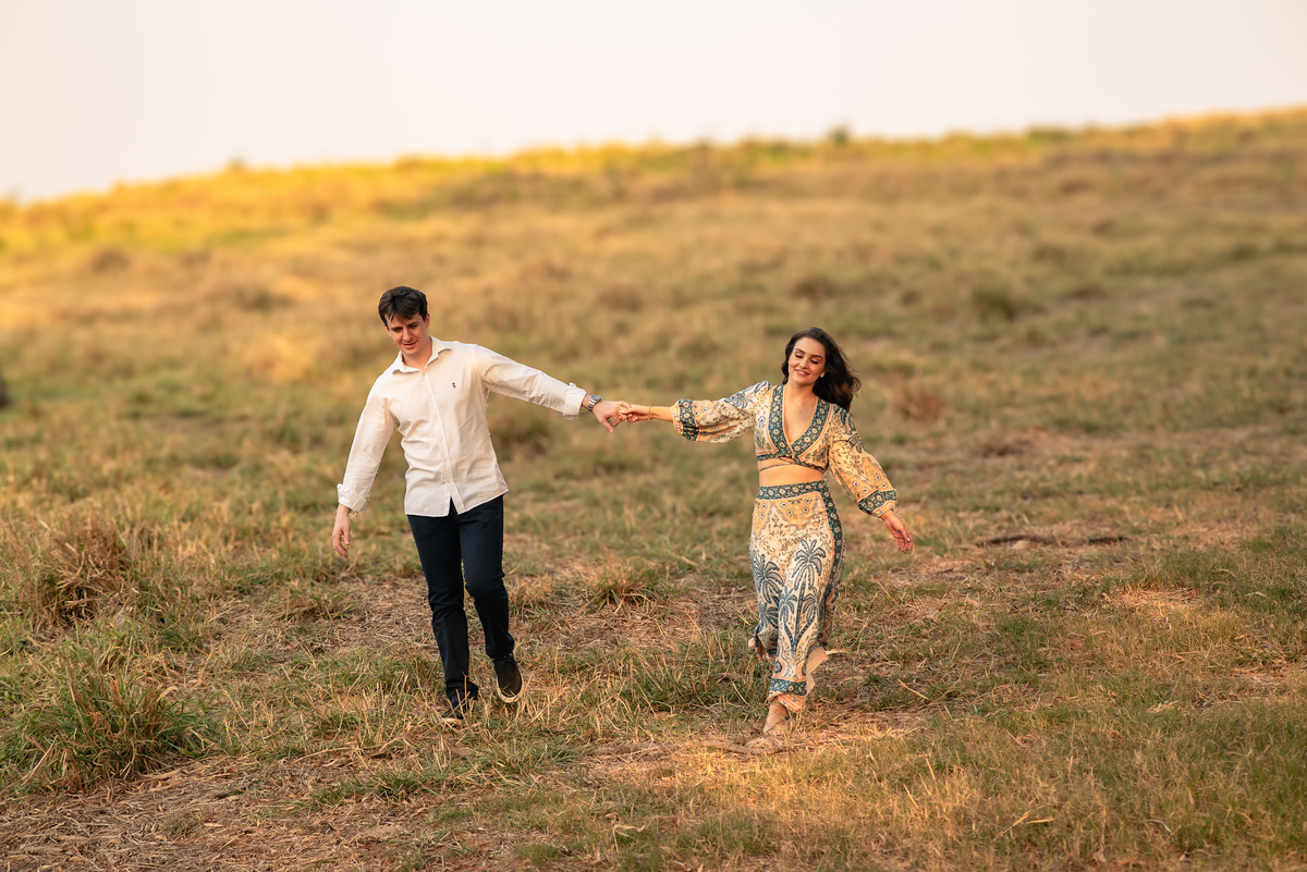 ensaio précasamento fotografia de casamento decoração de casamento noiva noivas Presidente Prudente Pirapozinho fotografosp prewedding vestido de noiva buque de noiva casamento no campo
