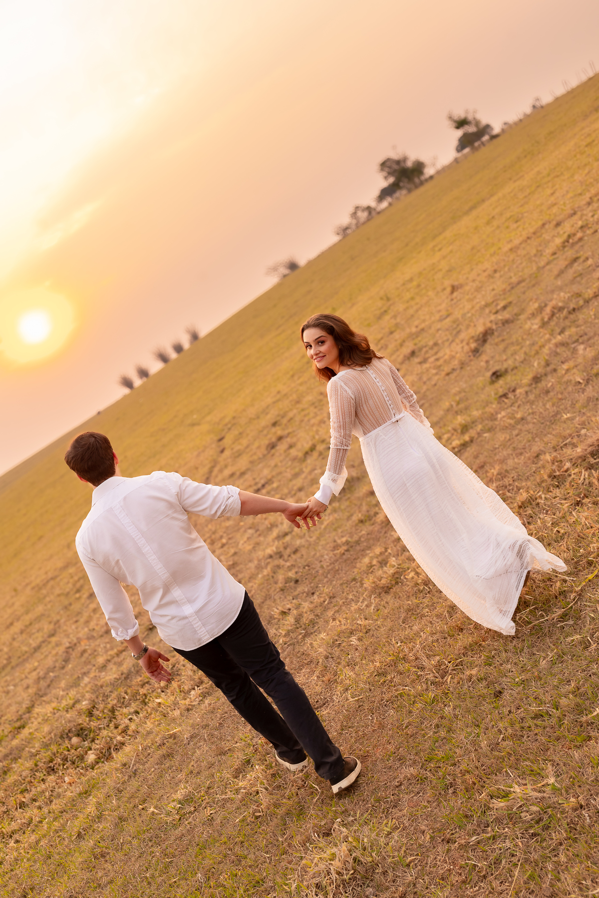 ensaio précasamento fotografia de casamento decoração de casamento noiva noivas Presidente Prudente Pirapozinho fotografosp prewedding vestido de noiva buque de noiva casamento no campo