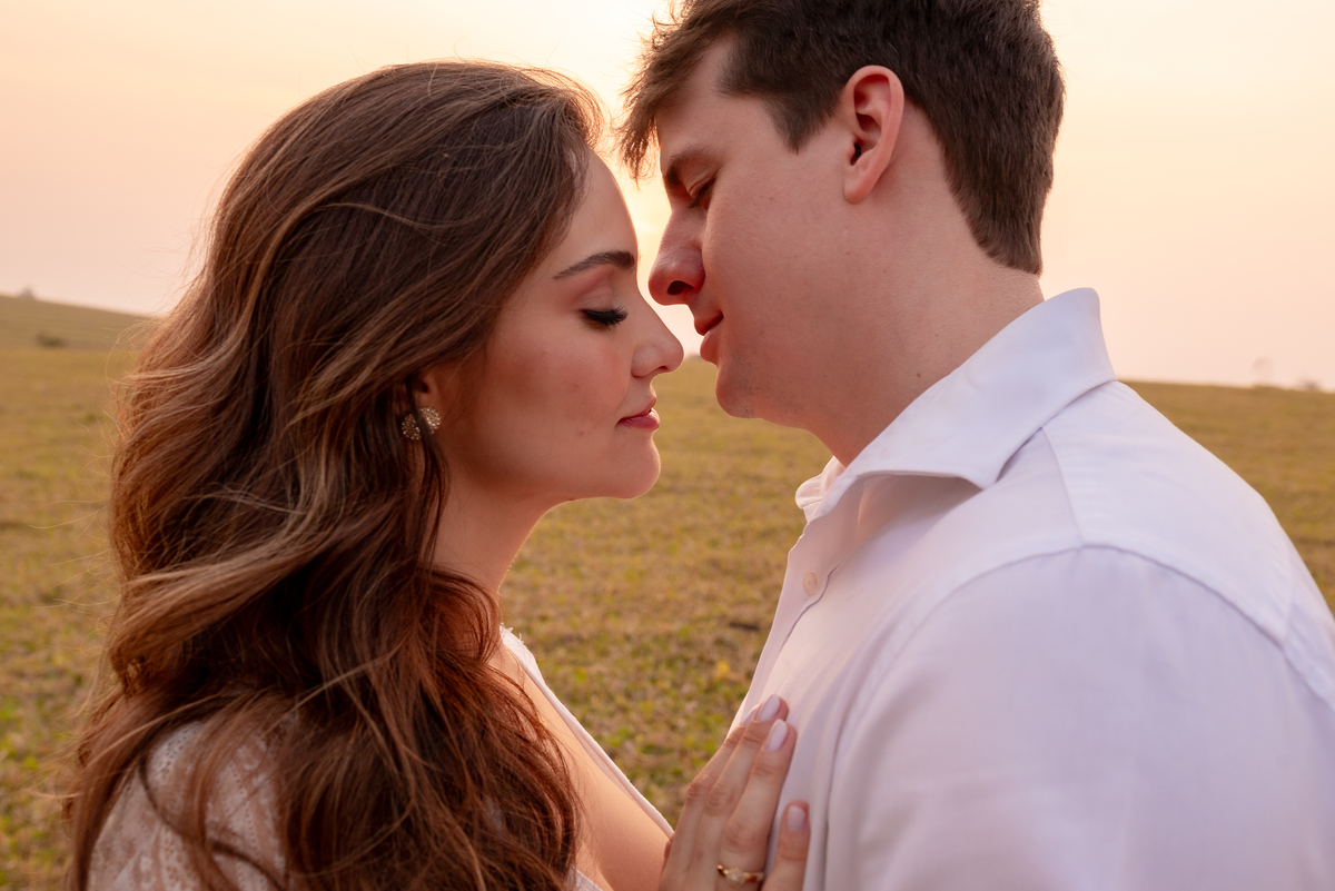 ensaio précasamento fotografia de casamento decoração de casamento noiva noivas Presidente Prudente Pirapozinho fotografosp prewedding vestido de noiva buque de noiva casamento no campo