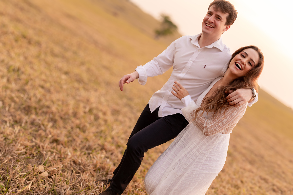 ensaio précasamento fotografia de casamento decoração de casamento noiva noivas Presidente Prudente Pirapozinho fotografosp prewedding vestido de noiva buque de noiva casamento no campo