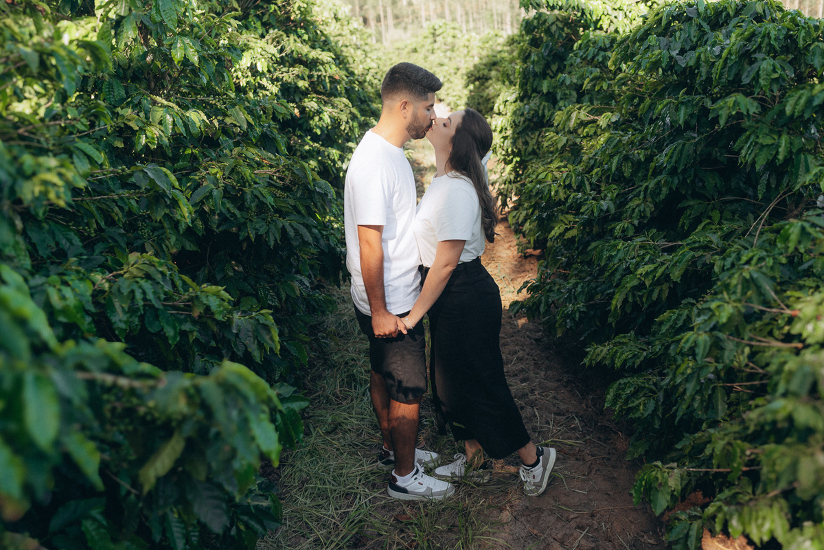 pré-casamento ensaio de casal, morro do gavião paraná, ribeirão claro, prewedding noiva, noivas fotografo de casamento, fotos de casal.