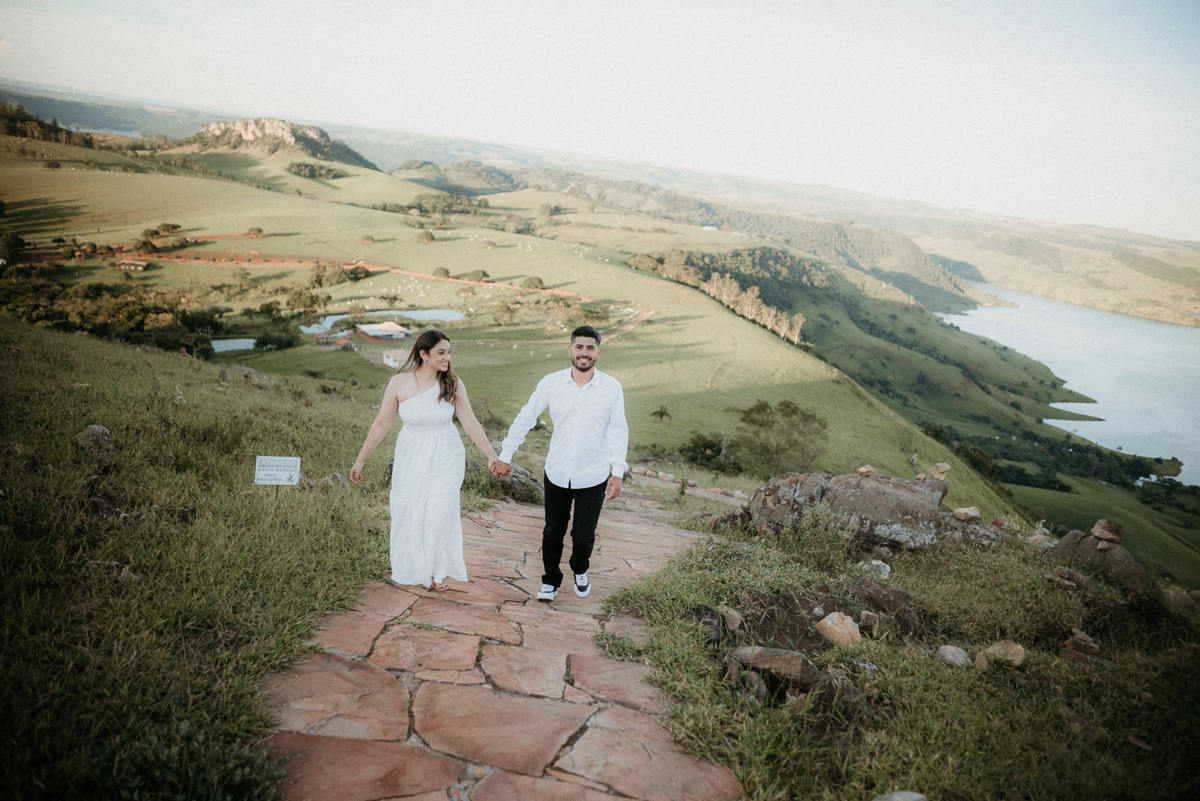 pré-casamento ensaio de casal, morro do gavião paraná, ribeirão claro, prewedding noiva, noivas fotografo de casamento, fotos de casal.