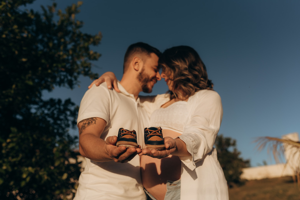 ensaio gestante campo externo fotos gravida Presidente Prudente mae de menino fotos familia 