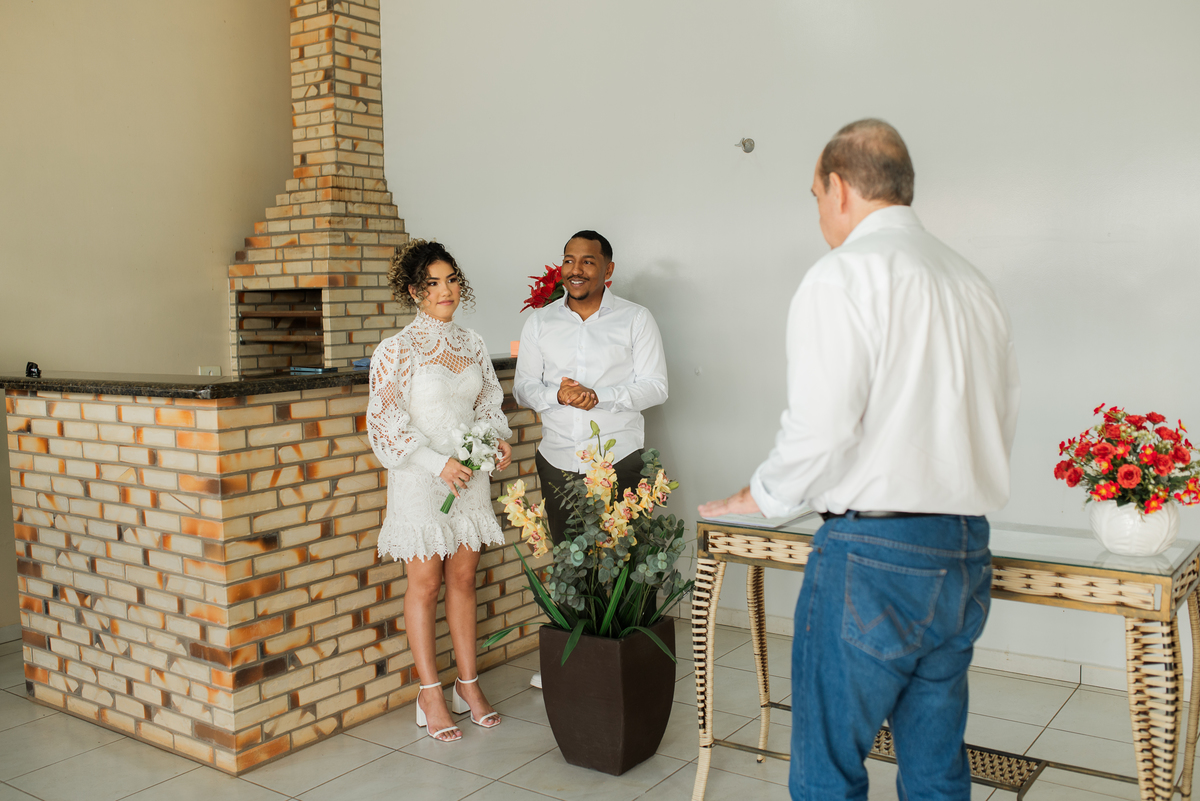 fotografia de casamento ensaio noivos noiva vestido de novia precisamente Pirapozinho presidente prudente fotografo noivas vestido de novia decorado de casamento casamento civil