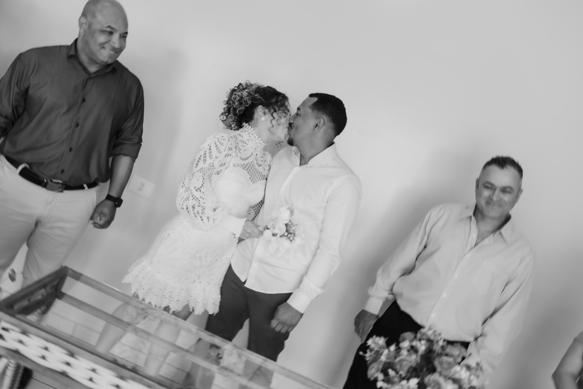 fotografia de casamento ensaio noivos noiva vestido de novia precisamente Pirapozinho presidente prudente fotografo noivas vestido de novia decorado de casamento casamento civil