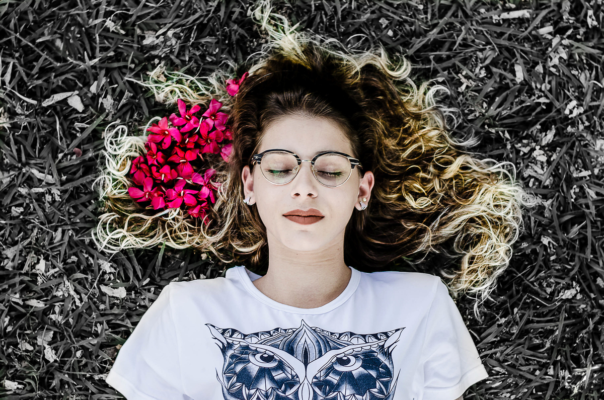 retrato fotografico ensaio externo feminino 15 anos criativo.