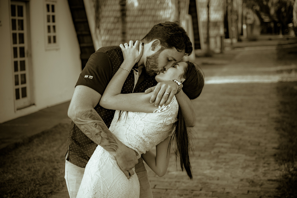 ensiao casal externo ensiao de casamento prewedding fotografia de casal fotos foto fotografo de casamento fotografia criativa poses para ensaio retrato casal casamento 