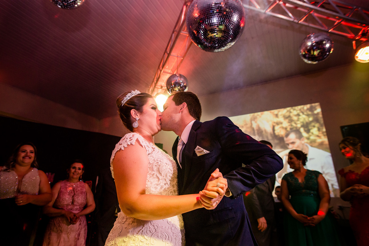 fotografia de casamento fotos de casal ensaio vestido de noiva casamento noivas noiva 
