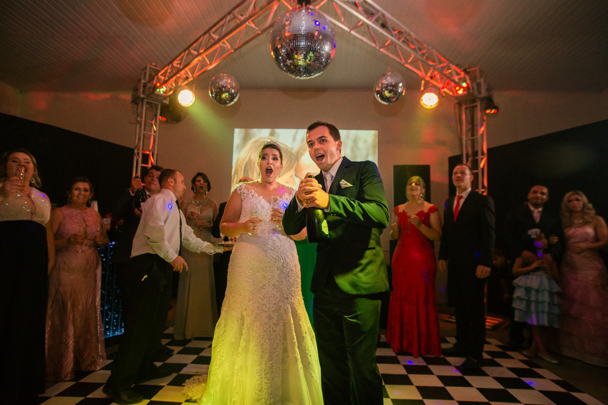 fotografia de casamento fotos de casal ensaio vestido de noiva casamento noivas noiva 