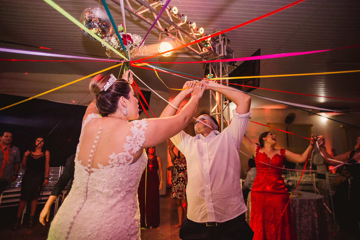 fotografia de casamento fotos de casal ensaio vestido de noiva casamento noivas noiva 