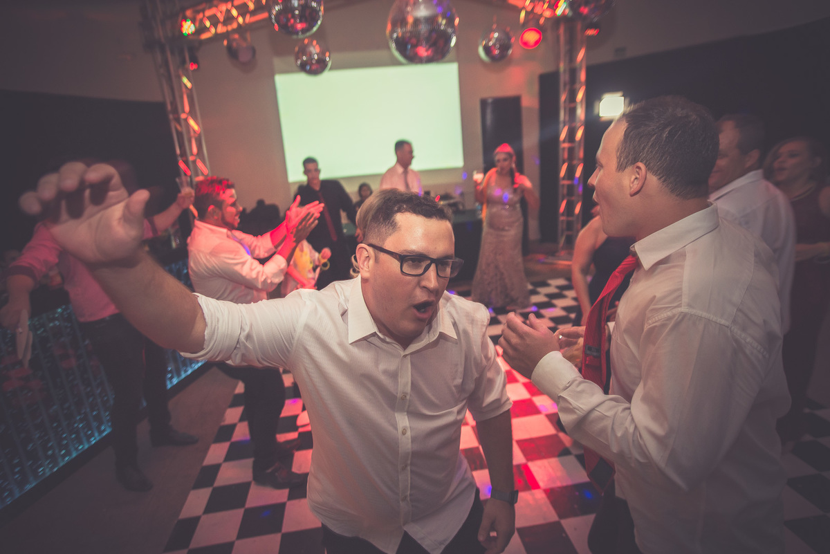fotografia de casamento fotos de casal ensaio vestido de noiva casamento noivas noiva 