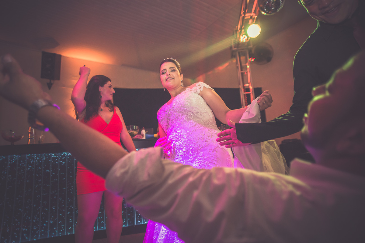 fotografia de casamento fotos de casal ensaio vestido de noiva casamento noivas noiva 