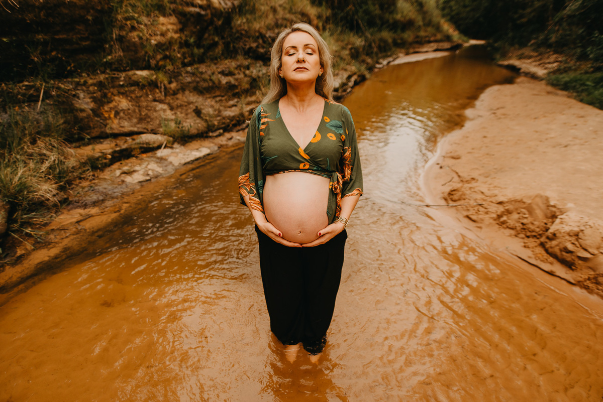 Ensaio gestante fotos gravidas gestação fotografia ensaio criativo fotos cachoeira mamãe de primeira viagem