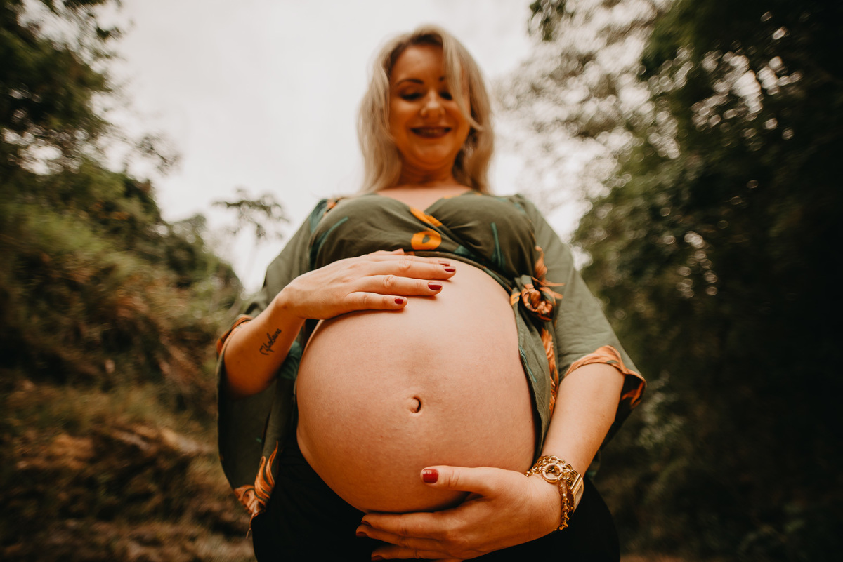 Ensaio gestante fotos gravidas gestação fotografia ensaio criativo fotos cachoeira mamãe de primeira viagem