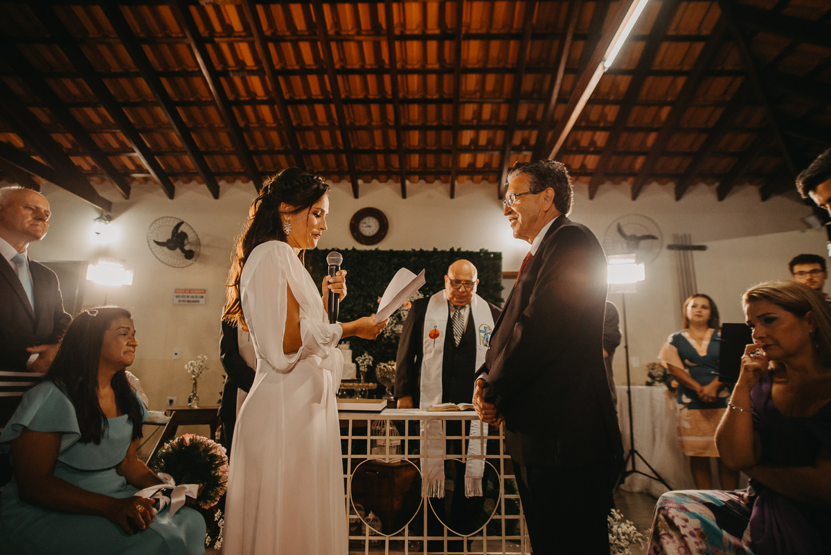 casamento externo casamento na praia casal vestido de noiva fotografo de casamento noivado ensaio casal prewedding 
