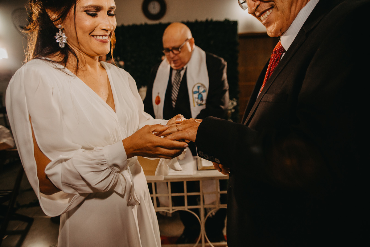 casamento externo casamento na praia casal vestido de noiva fotografo de casamento noivado ensaio casal prewedding 