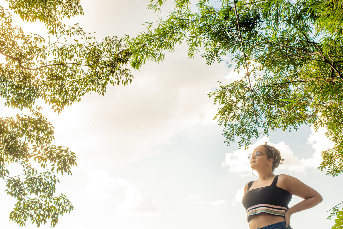 ensaio fotográfico feminino fotografia 15 anos debutante fotos ensaio criativo pirapozinho são paulo ensaio externo