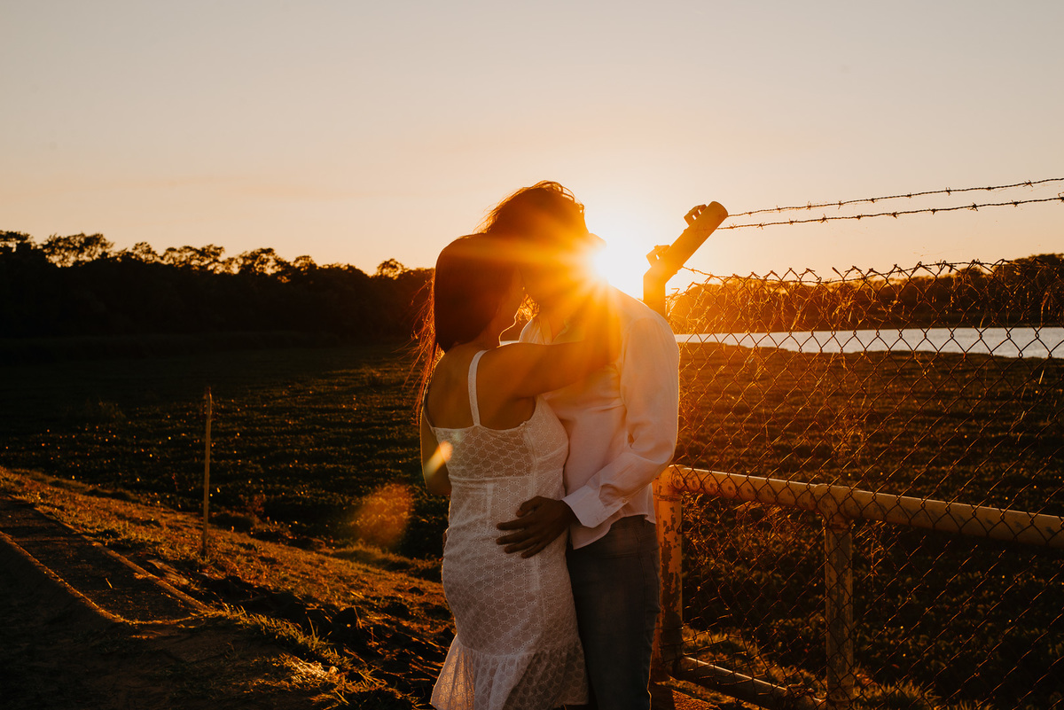 ensaio gestante revelação mamãe fotografia ensaio externo casal foto