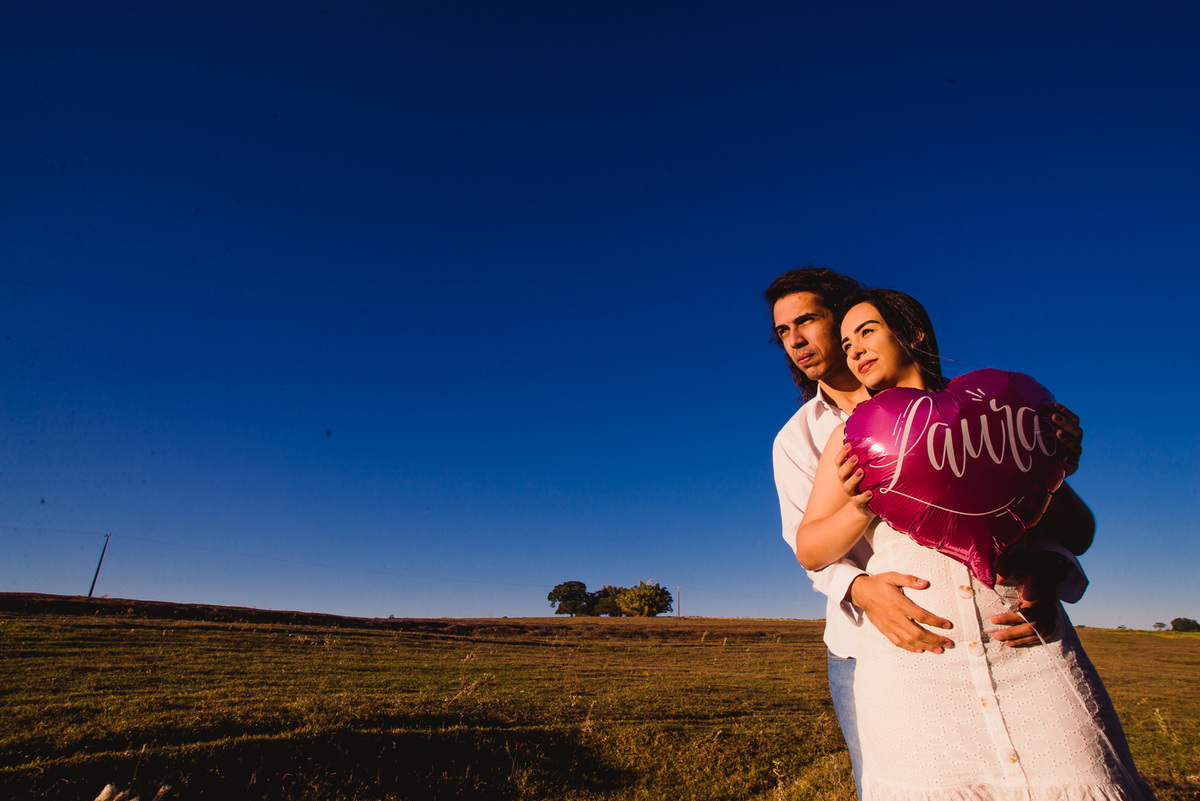 ensaio gestante revelação mamãe fotografia ensaio externo casal foto