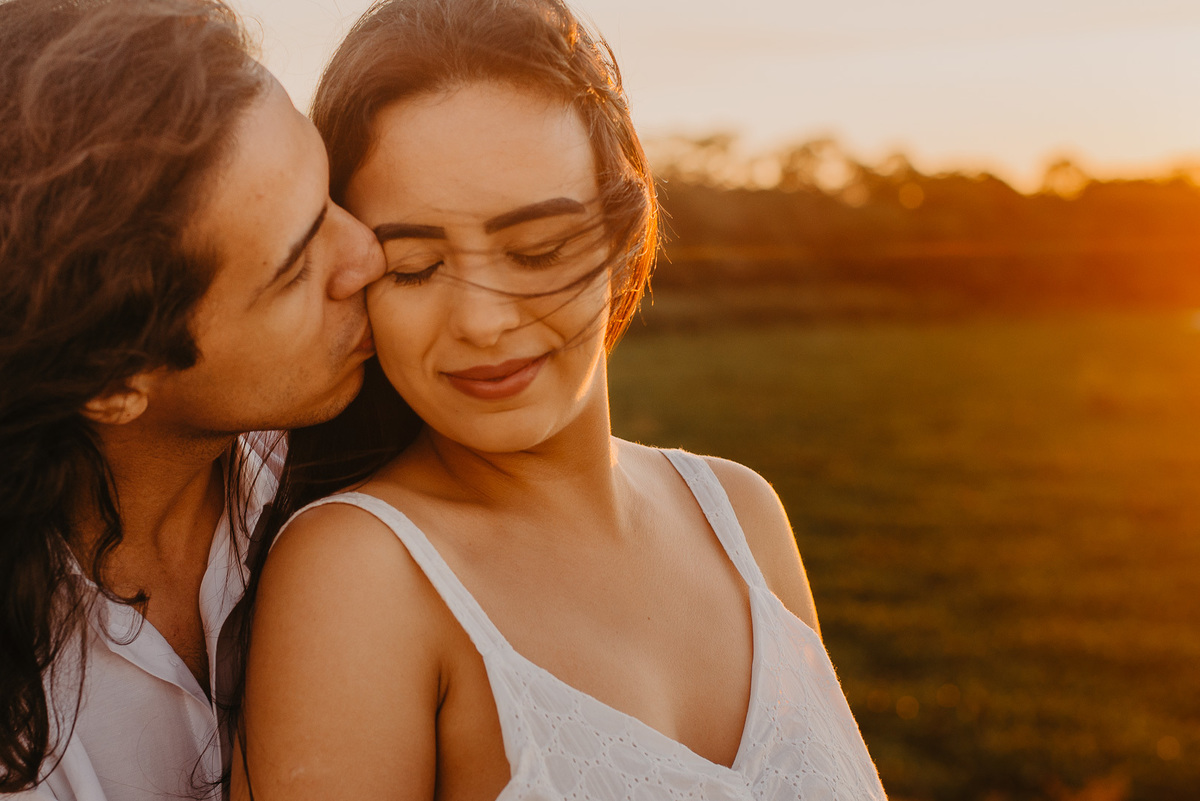 ensaio gestante revelação mamãe fotografia ensaio externo casal foto