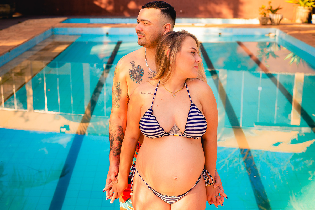 ensaio fotografico gestante mamãe fotos de gravida pirapozinho ensaio de casal externo foto gestação