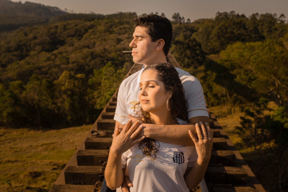 fotografia de casamento ensaio prewedding fotos de casal parana pirapozinho presidente prudente fotografo de casamento ensaio morro estrada de ferro maua da serra 