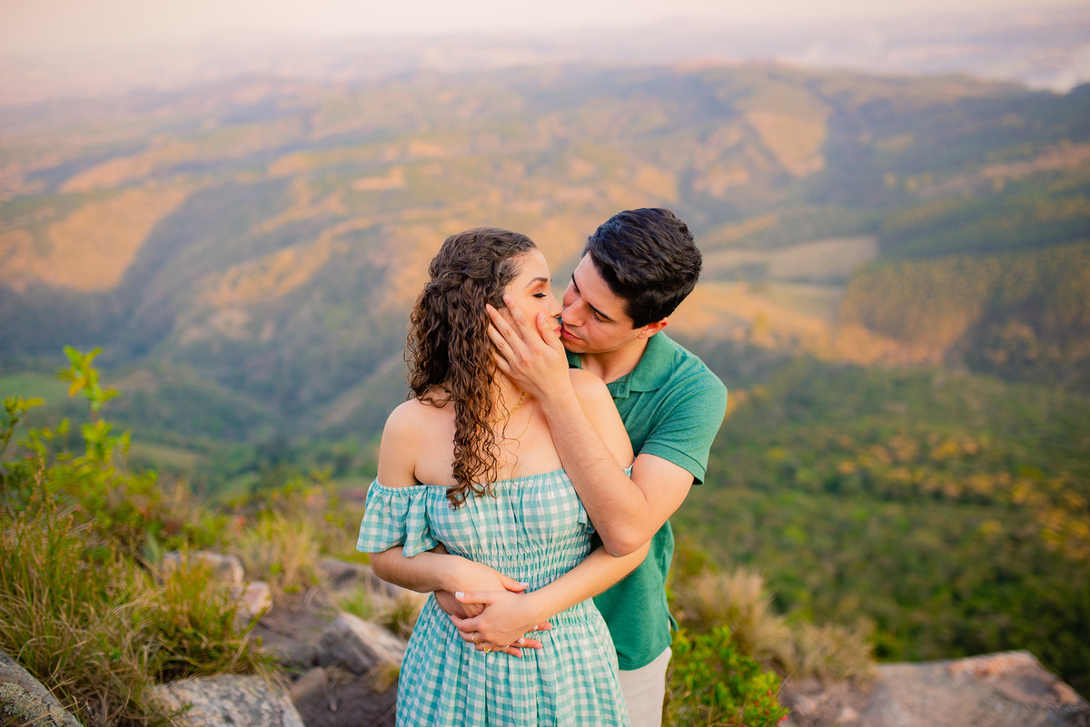 fotografia de casamento ensaio prewedding fotos de casal parana pirapozinho presidente prudente fotografo de casamento ensaio morro estrada de ferro maua da serra 