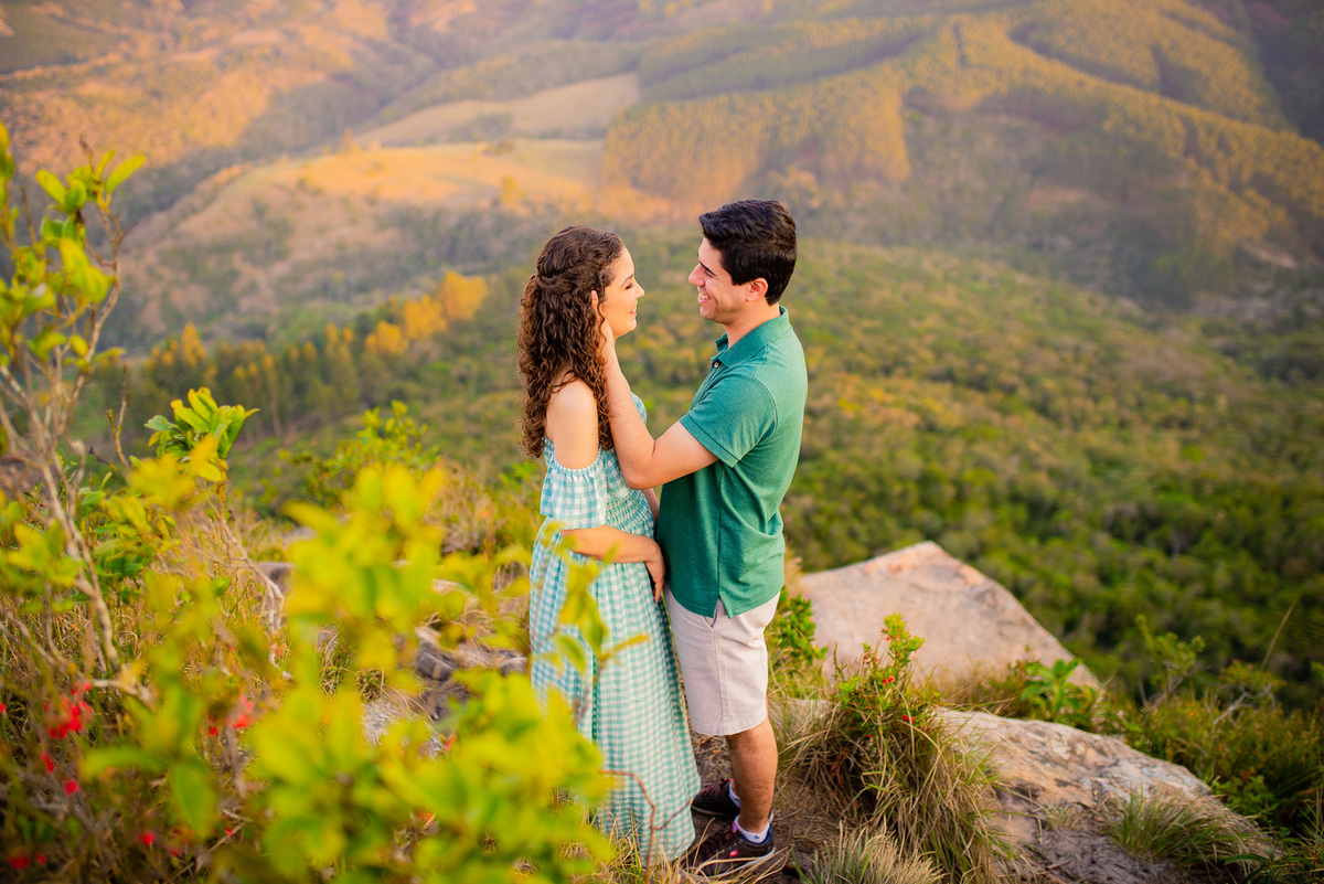 fotografia de casamento ensaio prewedding fotos de casal parana pirapozinho presidente prudente fotografo de casamento ensaio morro estrada de ferro maua da serra 