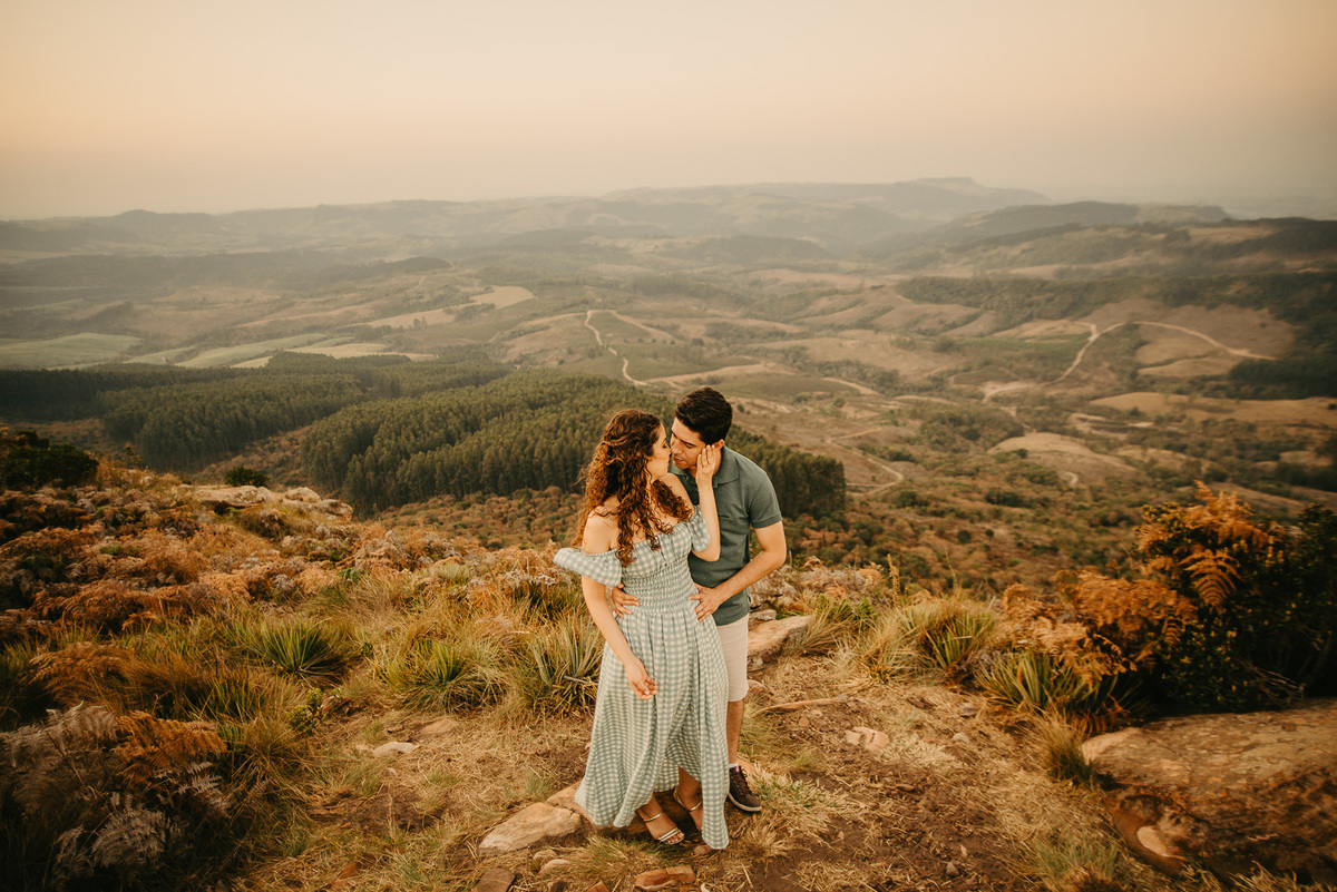 fotografia de casamento ensaio prewedding fotos de casal parana pirapozinho presidente prudente fotografo de casamento ensaio morro estrada de ferro maua da serra 