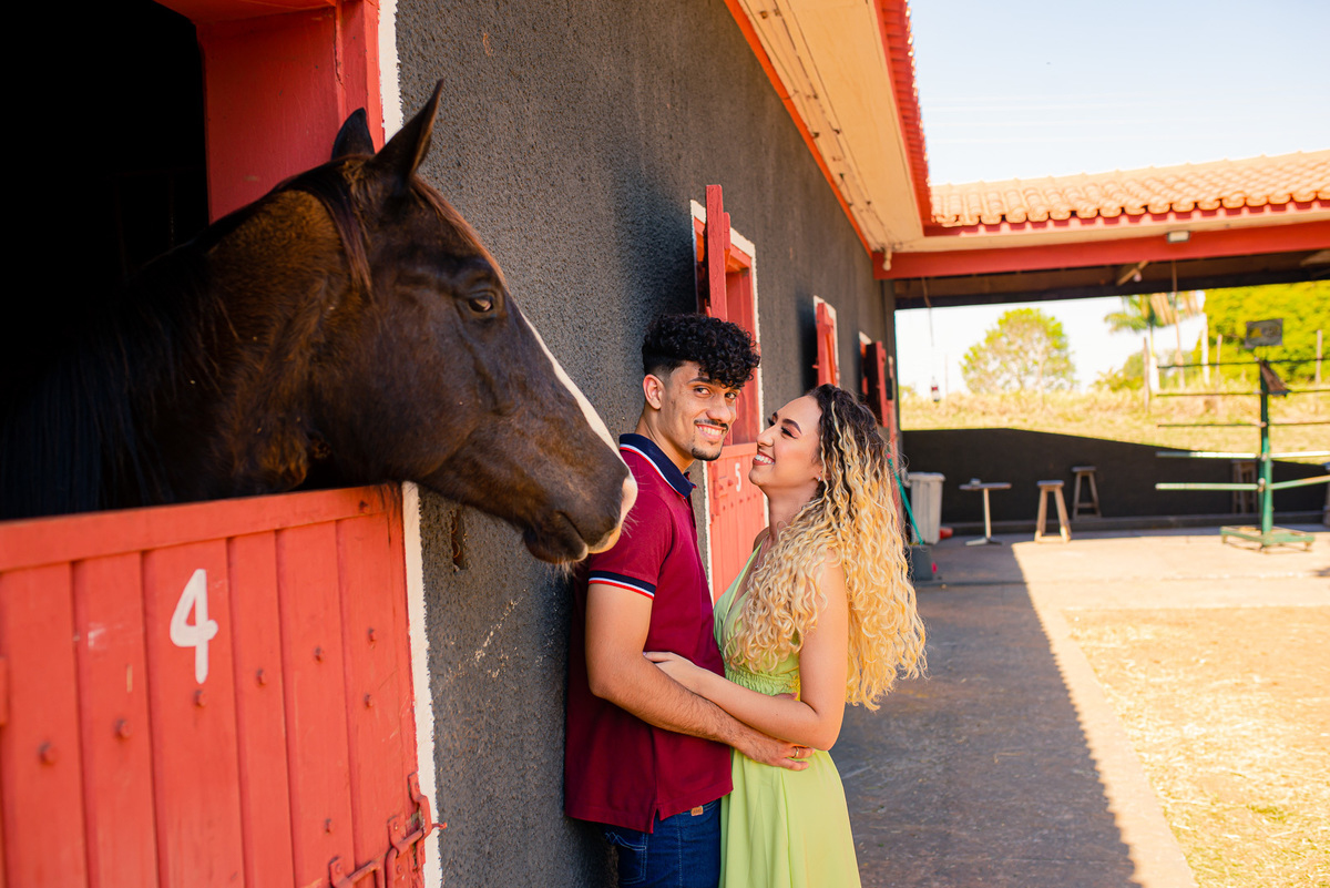 ensaio prewedding fotos de casamento noivas noivado casamento fotografo pirapozinho presidente prudente fotos de casal ensaio de casal