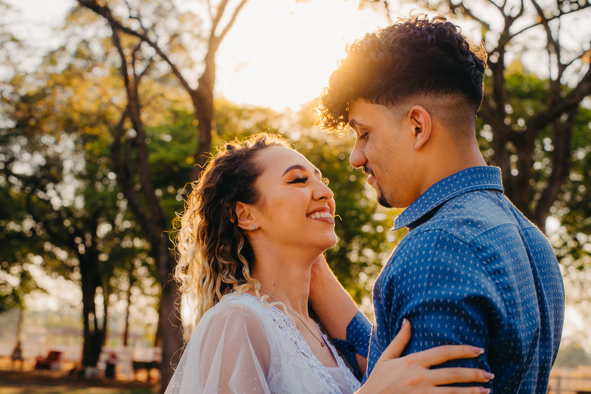 ensaio prewedding fotos de casamento noivas noivado casamento fotografo pirapozinho presidente prudente fotos de casal ensaio de casal