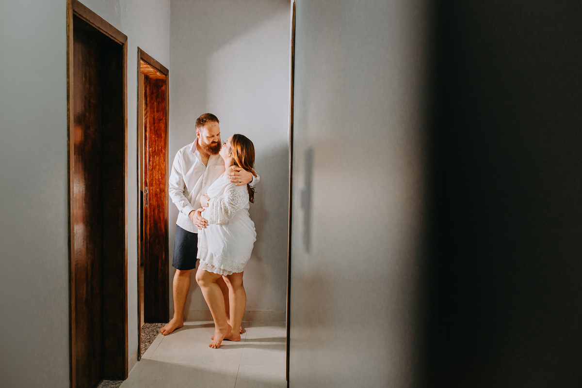 ensaio gestante dentro de casa fotografia gravida mamae de primeira viagem fotos ensaio fotografico pirapozinho presidente prudente fotografo