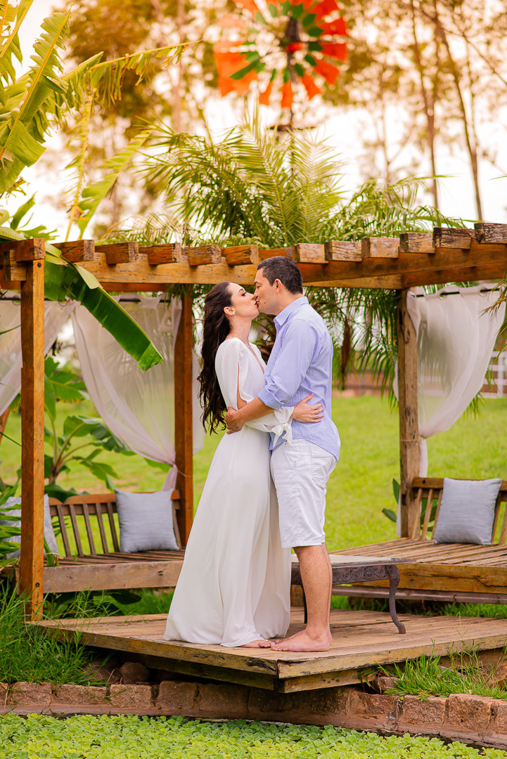 ensaio pré casamento no campo fotografia de casamento fotografo de casal presidente prudente fotos noiva casamento local aberto fotografo 