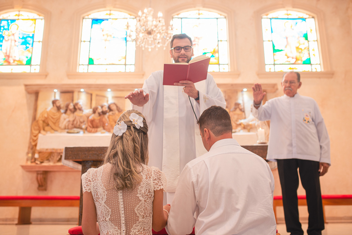 fotografia de casamento casamento campo fim de tarde noivos wedding pirapozinho casamento durante o dia miniwedding