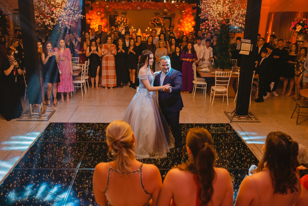 fotografia 15 anos ensaio debutante vestido debutante decoração festa maquiagem 15 anos fotos festa ensaio feminino ensaio externo