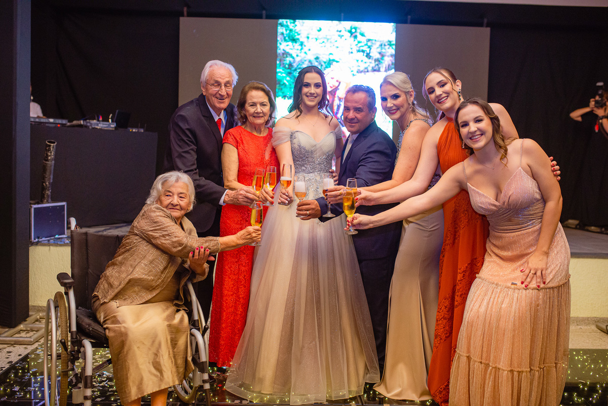 fotografia 15 anos ensaio debutante vestido debutante decoração festa maquiagem 15 anos fotos festa ensaio feminino ensaio externo