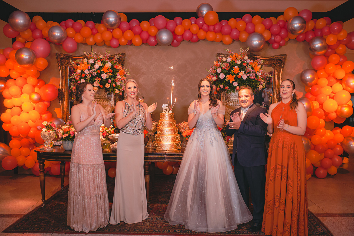 fotografia 15 anos ensaio debutante vestido debutante decoração festa maquiagem 15 anos fotos festa ensaio feminino ensaio externo