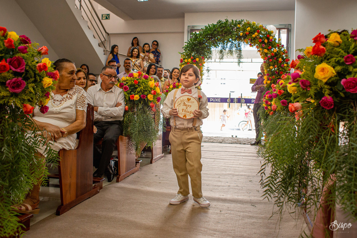 Bispo Fotografia - Noivos durante cerimônia de casamento em Aracaju igreja São Lucas