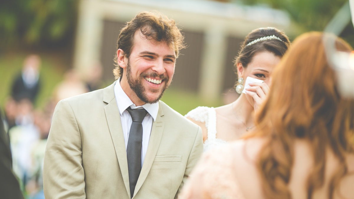 casamento, noiva, noivo, casamento Dani e Hugo, wedding Dani e Hugo, casamento maringá, casamento no Amazon, casamento de dia, casamento lindo, casamento vintage, casamento externo, padrinhos com mesmo tom, casamento emocionante, noivos felizes, ca