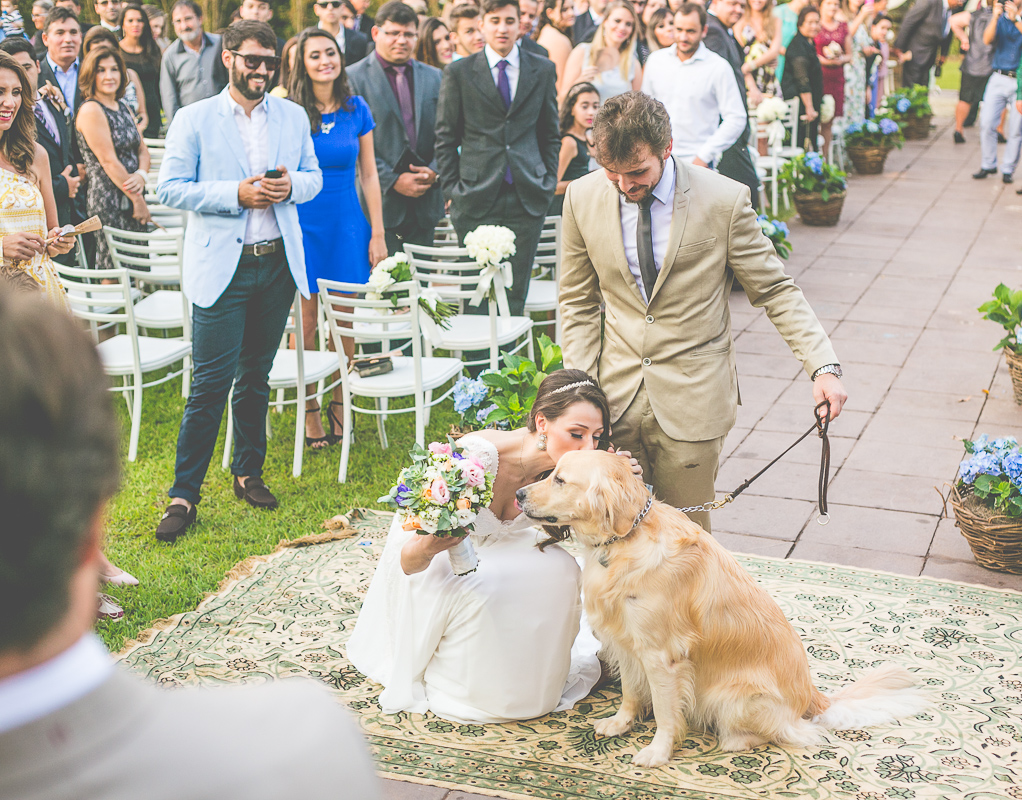 casamento, noiva, noivo, casamento Dani e Hugo, wedding Dani e Hugo, casamento maringá, casamento no Amazon, casamento de dia, casamento lindo, casamento vintage, casamento externo, padrinhos com mesmo tom, casamento emocionante, noivos felizes, ca
