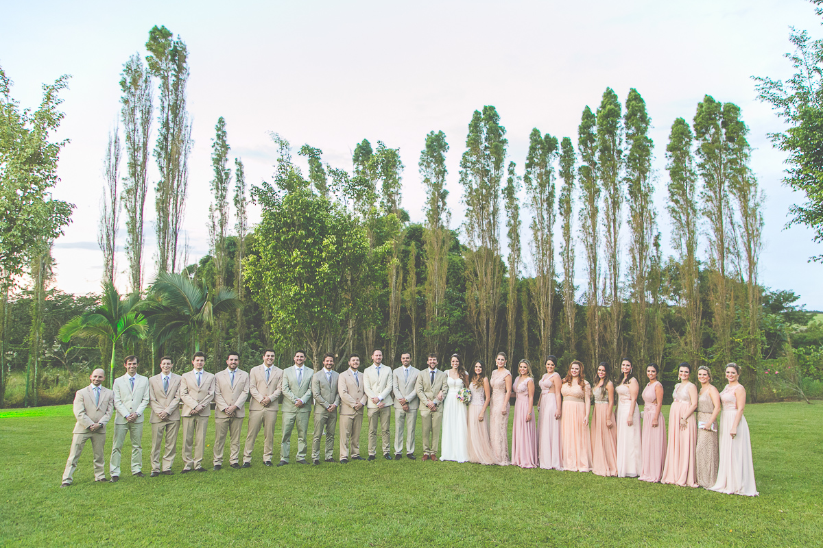 casamento, noiva, noivo, casamento Dani e Hugo, wedding Dani e Hugo, casamento maringá, casamento no Amazon, casamento de dia, casamento lindo, casamento vintage, casamento externo, padrinhos com mesmo tom, casamento emocionante, noivos felizes, ca