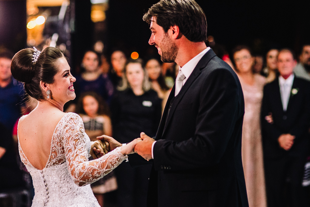 casamento Tuany e Marcelo, casamento maringá, casamento mandaguaçu, fotografo maringá, casamento maringá, vestido de noiva, buffet chateau Village, Chateau Village Buffet, Banda Biss, Noivas maringá, Noivas Paraná, Tuany e Marcelo