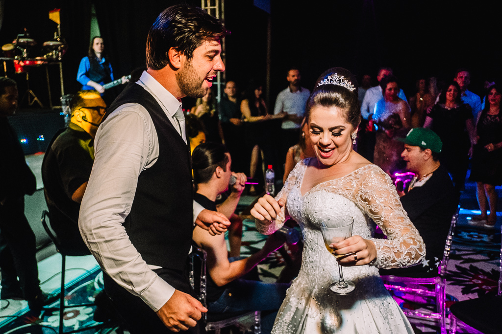 casamento Tuany e Marcelo, casamento maringá, casamento mandaguaçu, fotografo maringá, casamento maringá, vestido de noiva, buffet chateau Village, Chateau Village Buffet, Banda Biss, Noivas maringá, Noivas Paraná, Tuany e Marcelo