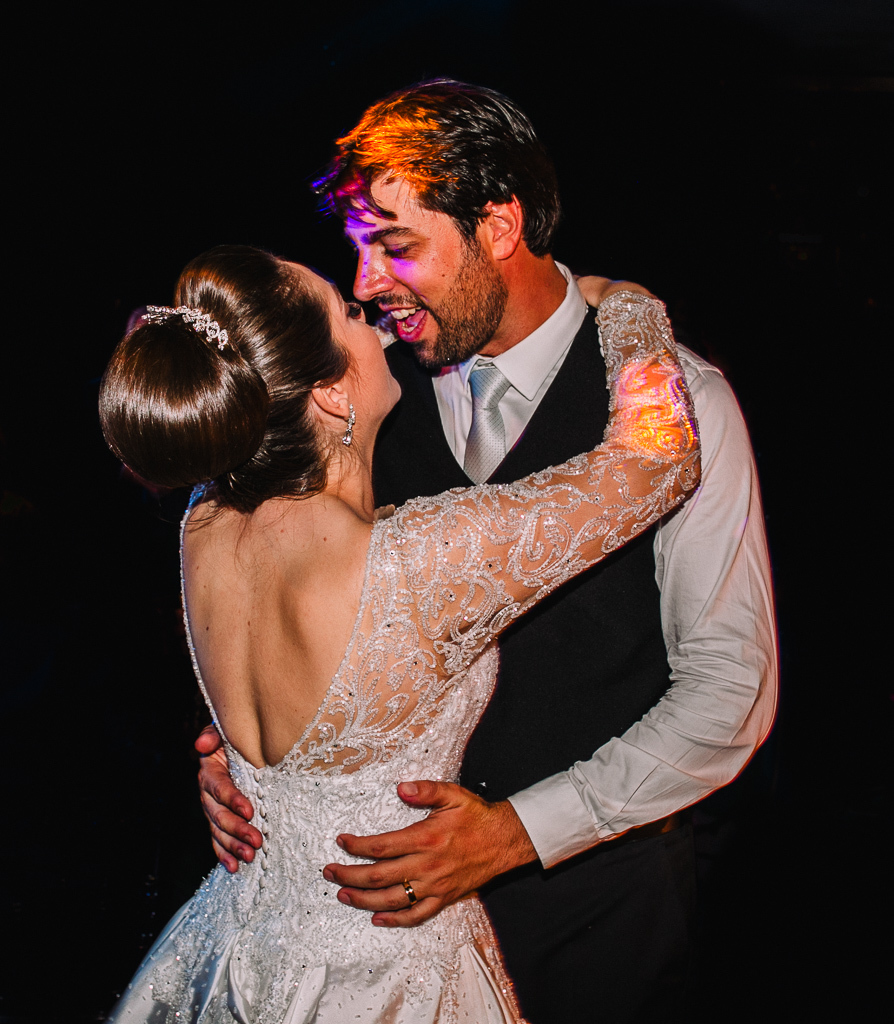 casamento Tuany e Marcelo, casamento maringá, casamento mandaguaçu, fotografo maringá, casamento maringá, vestido de noiva, buffet chateau Village, Chateau Village Buffet, Banda Biss, Noivas maringá, Noivas Paraná, Tuany e Marcelo