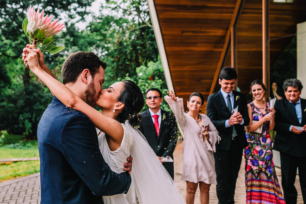 mini-wedding-casamento de dia-fotografo de casamento-fotografo maringá-mini casamento- casamento maringá-inspiração para casamento-idéias para casamento-idéias-para-casamento-noivo-noiva-terno azul