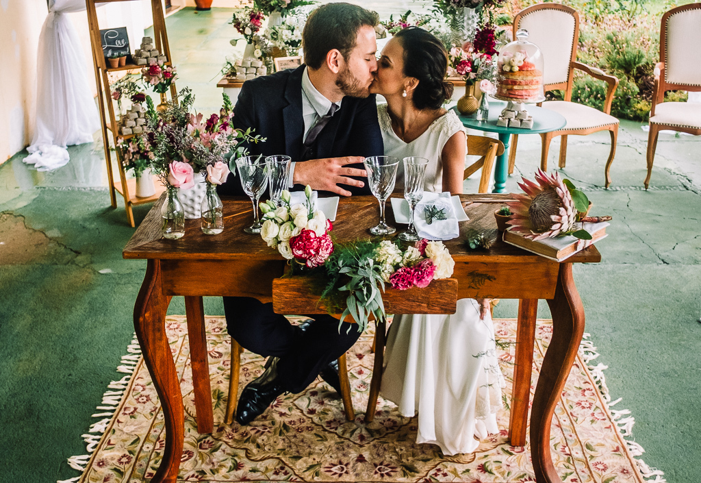 mini-wedding-casamento de dia-fotografo de casamento-fotografo maringá-mini casamento- casamento maringá-inspiração para casamento-idéias para casamento-idéias-para-casamento-noivo-noiva-terno azul